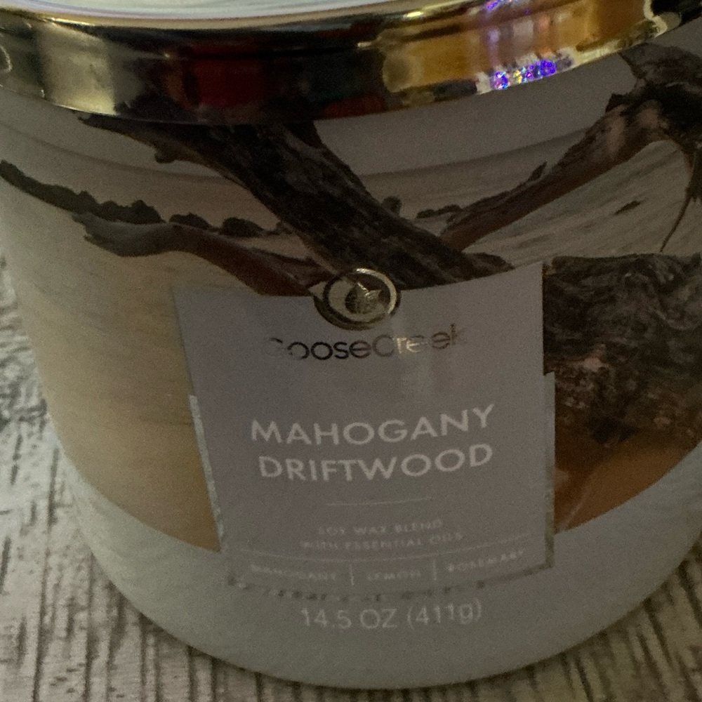 Goose Creek Mahogany Driftwood Candle
